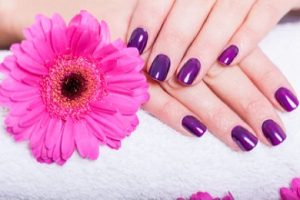 salon & home manicure services 